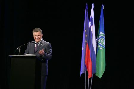 PROSLAVA ZA 8. FEBRUAR 04 FOTO LJUBO VUKELIČ